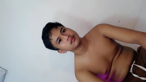 johnrico30 online show from November 2025 08:05:02 AM