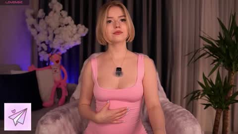 Snapshot of joice_queen chatting on November 2025 03:19:01 AM Paula online show from November 2025 03:19:01 AM