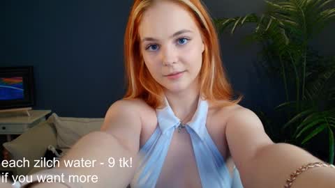 Snapshot of jolly_bean chatting on January 2025 11:43:01 AM Polly online show from January 2025 11:43:01 AM