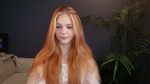 Snapshot of jolly_bean chatting on January 2025 03:23:01 AM Polly online show from January 2025 03:23:01 AM