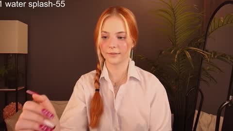 Snapshot of jolly_bean chatting on January 2025 05:40:02 AM Polly online show from January 2025 05:40:02 AM