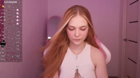 Snapshot of jolly_bean chatting on February 2025 08:38:01 AM Polly online show from February 2025 08:38:01 AM