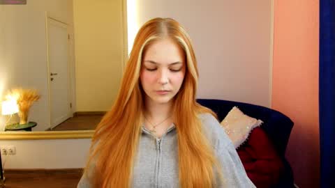 Snapshot of jolly_bean chatting on March 2025 02:37:02 AM Polly online show from March 2025 02:37:02 AM