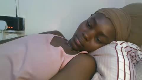 jollynabeb online show from October 2025 11:46:01 PM