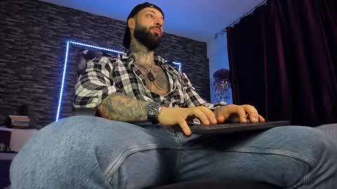 JonahHunt online show from February 2025 10:14:02 PM