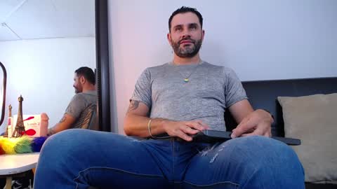  JONAS BEARD  online show from December 2024 08:29:01 PM