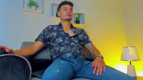 jonas_supreme online show from September 2025 12:06:01 PM