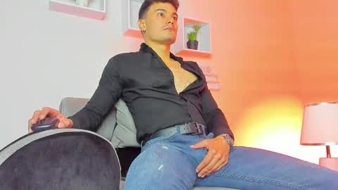 jonas_supreme online show from September 2025 12:09:01 PM