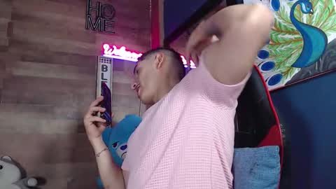 jonathancast08 online show from October 2025 09:46:01 PM