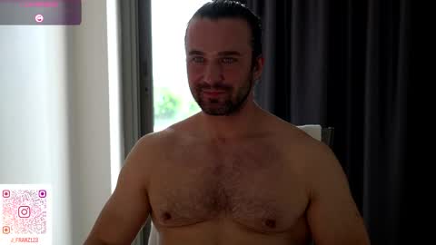 Snapshot of jonathanfranz123 chatting on October 2025 02:12:01 AM jonathanfranz123 online show from October 2025 02:12:01 AM