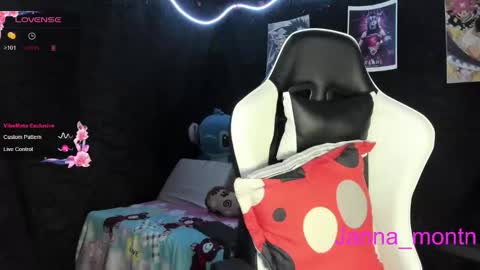 Snapshot of jonathanrwick chatting on October 2025 05:08:02 AM Janna online show from October 2025 05:08:02 AM