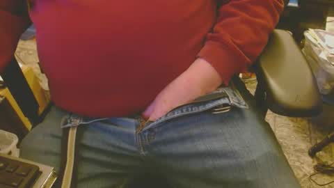 Snapshot of joncpics chatting on January 2025 02:47:02 AM joncpics online show from January 2025 02:47:02 AM