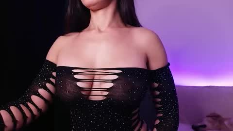 Snapshot of jonesalesya chatting on October 2025 08:26:01 AM AlesyaJ online show from October 2025 08:26:01 AM