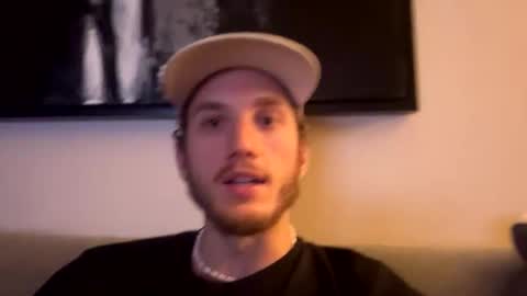Jonny online show from September 2025 04:57:02 AM