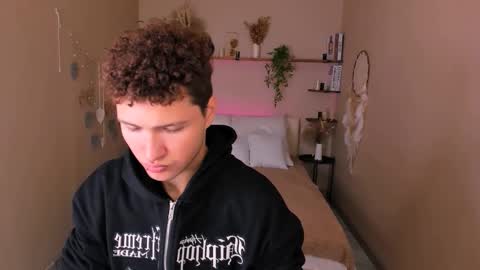 Jonny online show from October 2025 10:27:01 AM