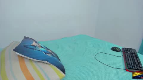 Snapshot of jordan_di31 chatting on January 2025 02:35:01 PM Jordn follow me on my soyjordanditri model account online show from January 2025 02:35:01 PM