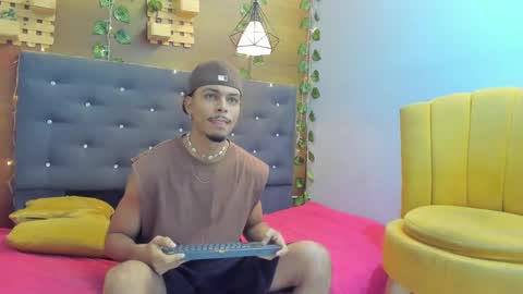 Snapshot of jordan_love7 chatting on January 2025 12:39:02 PM jordan online show from January 2025 12:39:02 PM