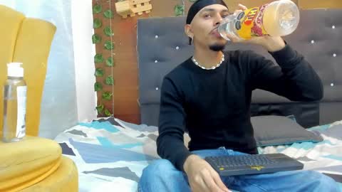 Snapshot of jordan_love7 chatting on February 2025 03:32:02 AM jordan online show from February 2025 03:32:02 AM