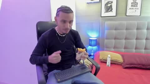 Snapshot of jordan_love7 chatting on February 2025 12:52:02 PM jordan online show from February 2025 12:52:02 PM