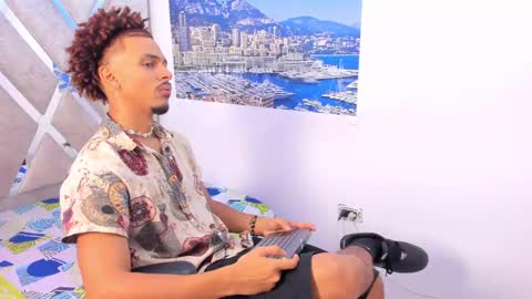 Snapshot of jordan_love7 chatting on September 2025 01:00:01 PM jordan online show from September 2025 01:00:01 PM