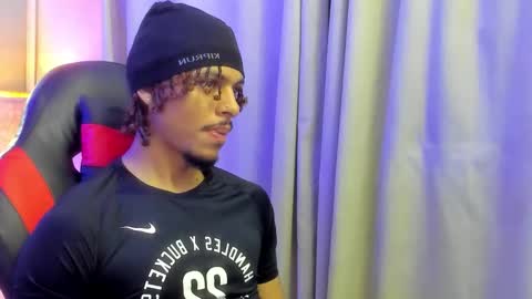 Snapshot of jordan_love7 chatting on October 2025 01:00:01 PM jordan online show from October 2025 01:00:01 PM