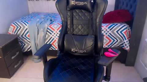 jose_sexycumm online show from January 2025 10:40:01 PM