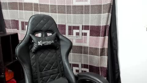 Snapshot of joseph_fit chatting on January 2025 02:18:01 AM joseph online show from January 2025 02:18:01 AM