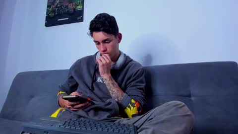 Snapshot of joshmiller_ chatting on December 2024 02:01:02 AM Josh online show from December 2024 02:01:02 AM