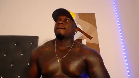 Snapshot of joshmorri chatting on November 2025 11:43:02 PM JHON online show from November 2025 11:43:02 PM