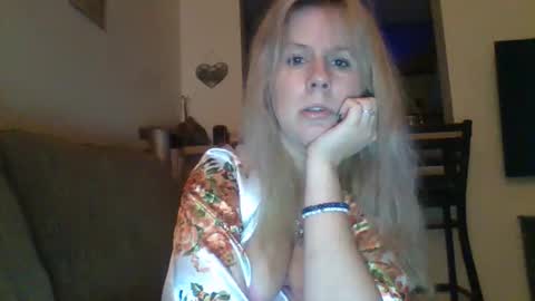Snapshot of josiecaruso chatting on November 2025 06:47:02 AM Lana Caruso online show from November 2025 06:47:02 AM