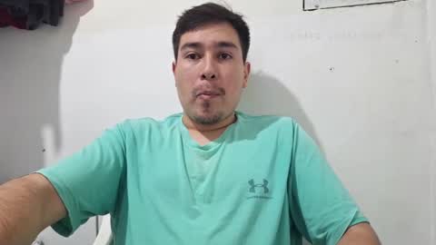 Snapshot of josq121 chatting on October 2025 09:13:02 PM josq121 online show from October 2025 09:13:02 PM