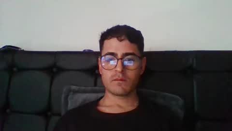 Snapshot of josux8 chatting on December 2025 04:01:01 PM josux8 online show from December 2025 04:01:01 PM