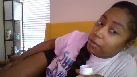 Snapshot of jottijade chatting on October 2025 01:31:02 PM jottijade online show from October 2025 01:31:02 PM