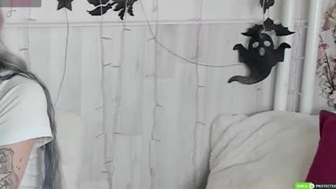 Joy Barker online show from October 2025 08:26:02 AM