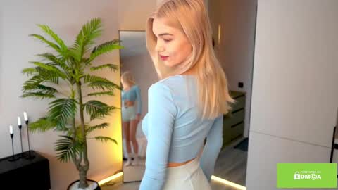 Snapshot of joybunny chatting on March 2025 07:08:02 AM joybunny online show from March 2025 07:08:02 AM