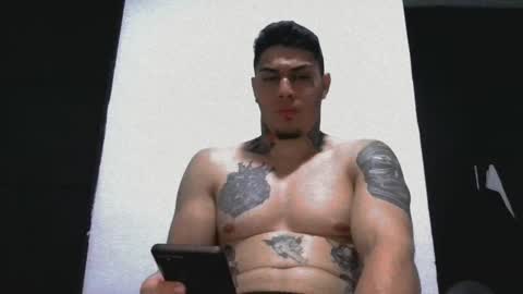 Snapshot of jq401055 chatting on December 2024 01:24:02 AM Jaxxx67 online show from December 2024 01:24:02 AM