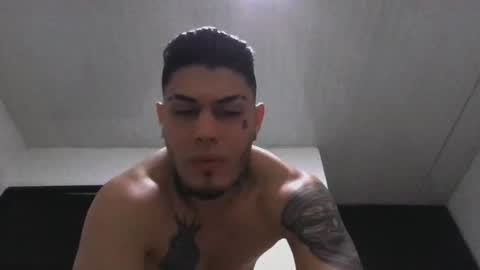 Snapshot of jq401055 chatting on December 2024 07:43:02 PM Jaxxx67 online show from December 2024 07:43:02 PM