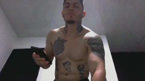 Snapshot of jq401055 chatting on December 2024 11:49:01 PM Jaxxx67 online show from December 2024 11:49:01 PM