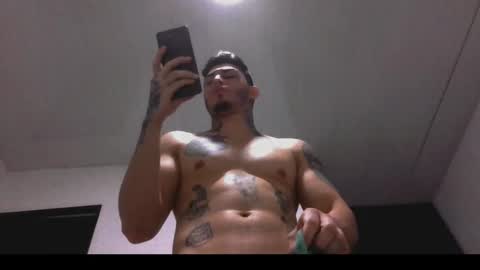 Snapshot of jq401055 chatting on January 2025 06:35:01 PM Jaxxx67 online show from January 2025 06:35:01 PM