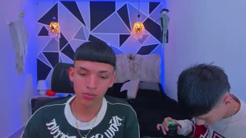 JuanSteven online show from October 2025 04:20:02 AM