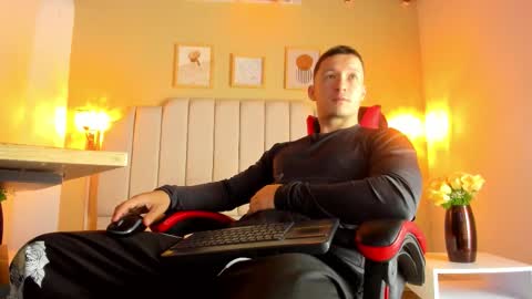 Snapshot of juan_prior chatting on December 2025 01:31:01 PM JUAN online show from December 2025 01:31:01 PM