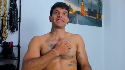 Snapshot of juanbladde chatting on October 2025 01:32:02 PM Juan Esteban online show from October 2025 01:32:02 PM