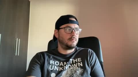 juanchom online show from March 2025 01:42:01 PM