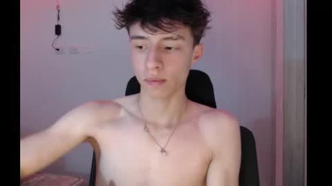 juanmres online show from December 2025 11:52:02 AM