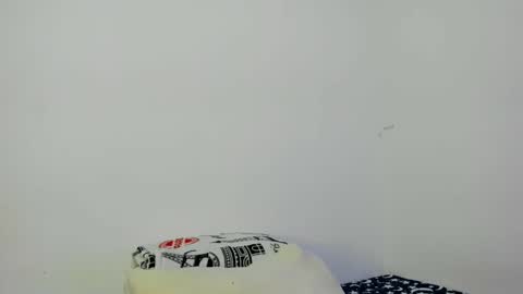 juansuarez204 online show from October 2025 10:29:02 PM