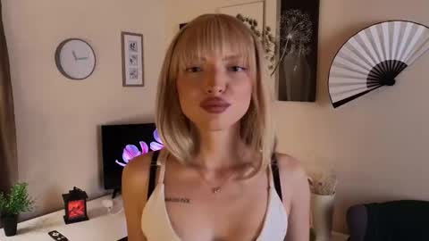 Eva online show from November 2025 11:21:01 AM