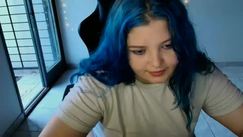 Judithamelia online show from January 2025 10:45:01 PM