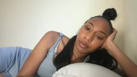 Snapshot of juicijazzi chatting on October 2025 11:14:01 PM juicijazzi online show from October 2025 11:14:01 PM