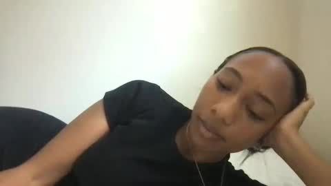 Snapshot of juicijazzi chatting on October 2025 10:09:01 PM juicijazzi online show from October 2025 10:09:01 PM