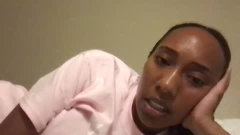 Snapshot of juicijazzi chatting on October 2025 04:37:01 AM juicijazzi online show from October 2025 04:37:01 AM